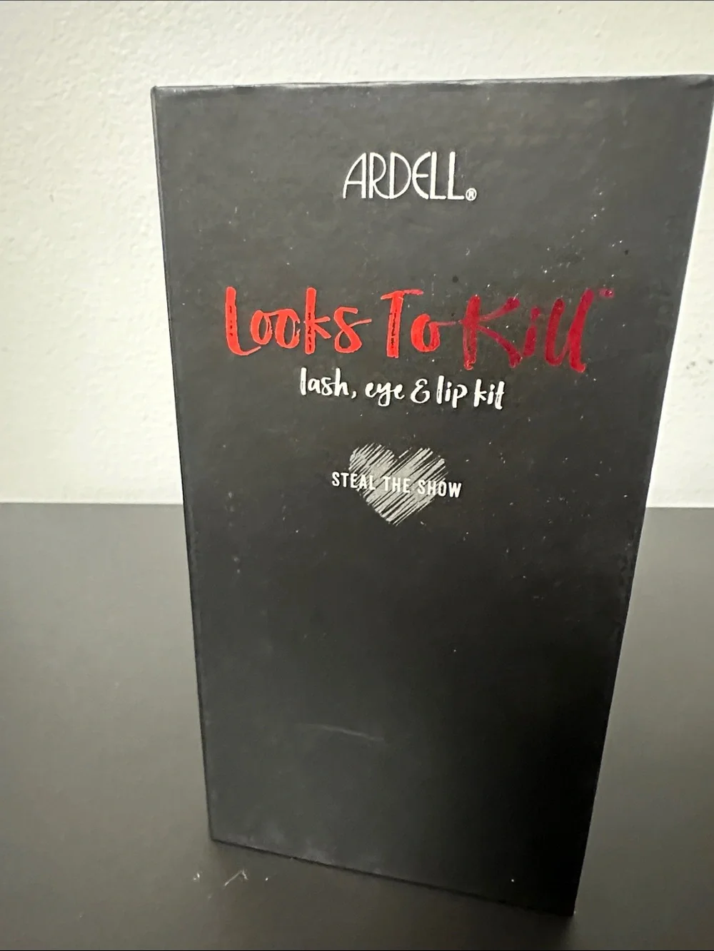 NWT Ardell Eye Palette with Peach & Gold Shades and Faux Lashes